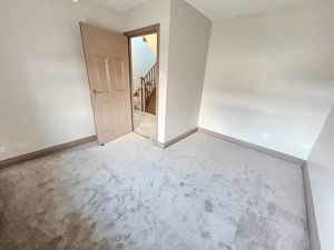 Bedroom- click for photo gallery